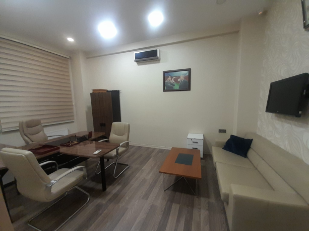 nizami-metrosunda-25-kv-ofis-icaresi-big-7