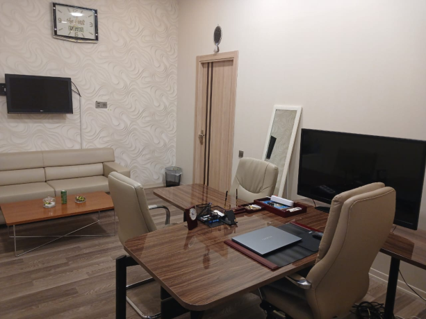 nizami-metrosunda-25-kv-ofis-icaresi-big-1