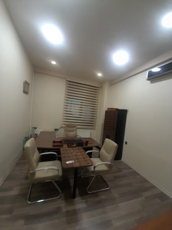 nizami-metrosunda-25-kv-ofis-icaresi-big-9