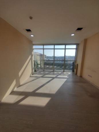 plazada-3-otaqli-ofis-icaresi-big-8
