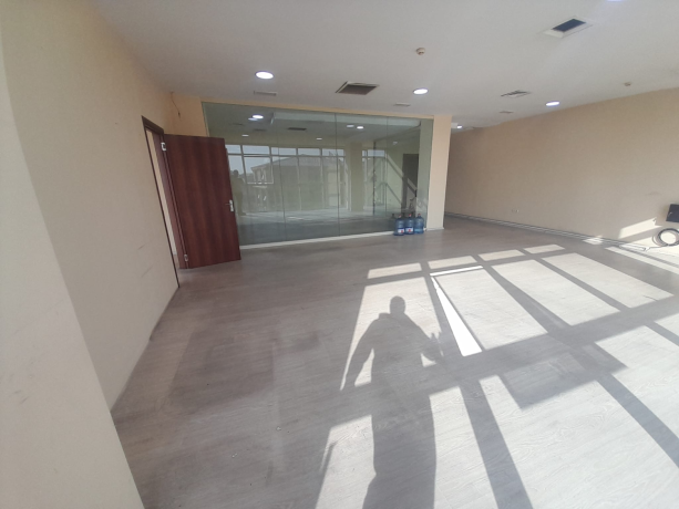 plazada-3-otaqli-ofis-icaresi-big-5