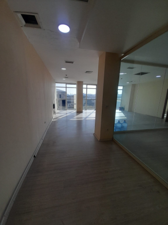 plazada-3-otaqli-ofis-icaresi-big-13