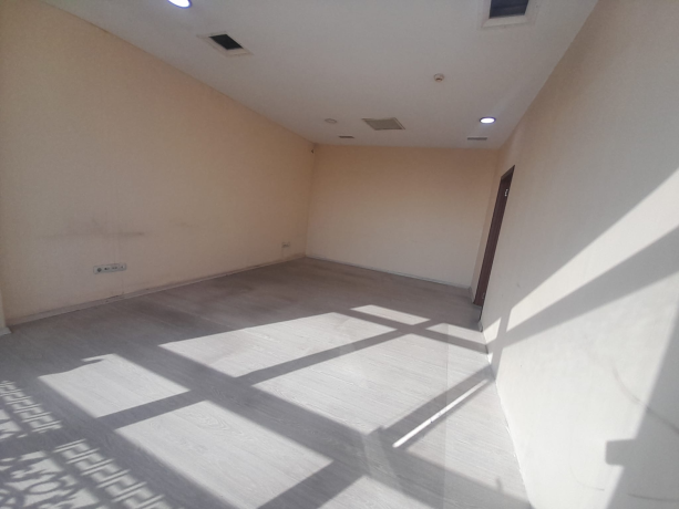 plazada-3-otaqli-ofis-icaresi-big-6