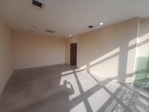 plazada-3-otaqli-ofis-icaresi-big-9