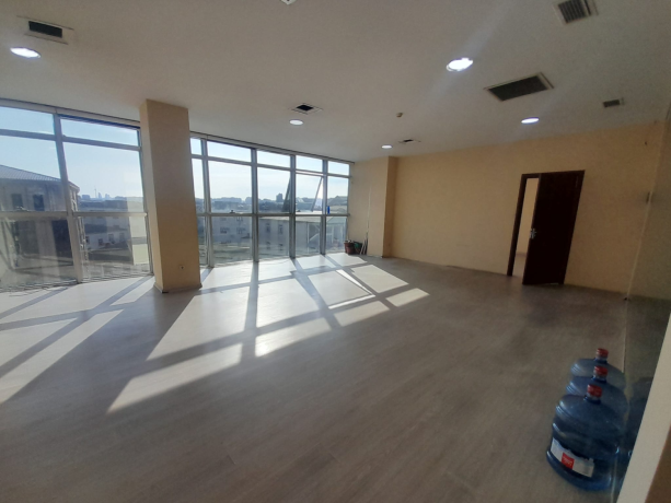 plazada-3-otaqli-ofis-icaresi-big-10